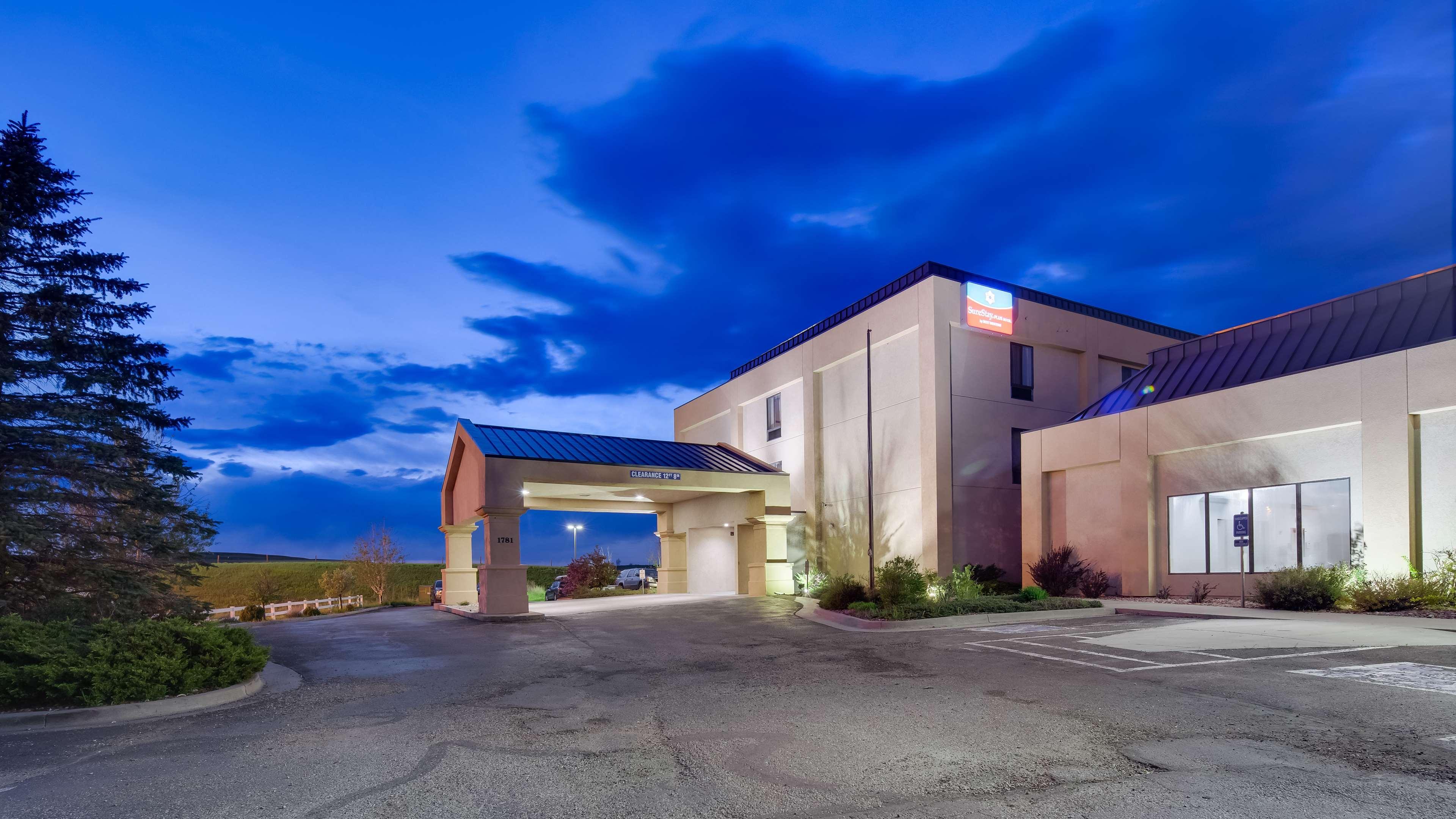 Surestay Plus Hotel By Best Western Cheyenne Exterior photo