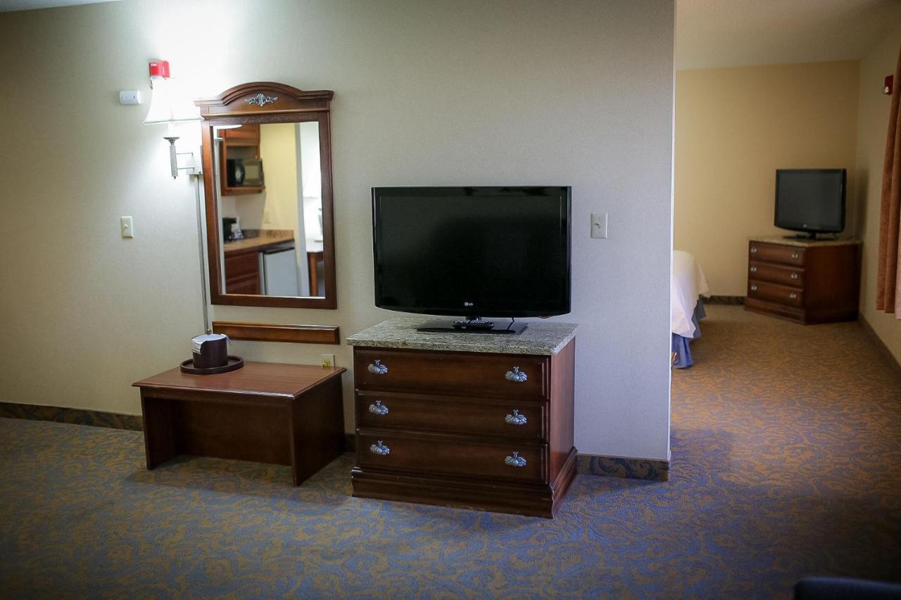 Surestay Plus Hotel By Best Western Cheyenne Exterior photo